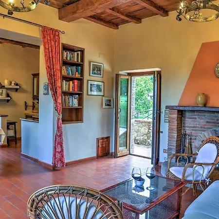Casale Giovanna 6&1 Villa
