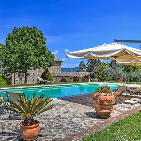 Villa Casale Giovanna 6&1 *